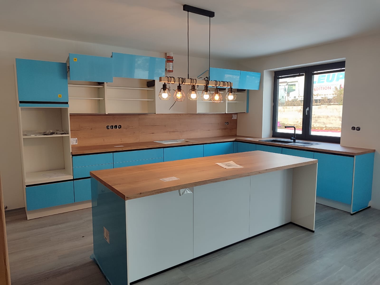 Montáž kuchyně – ukázka 6